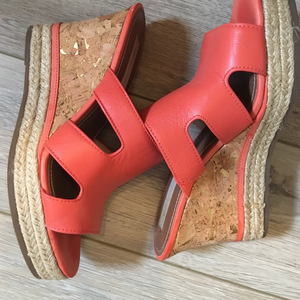 Shoes - Picture 4 of 7